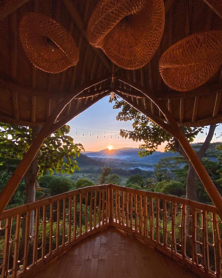 Bird Hills Bamboo House Villa Karangasem Exterior foto
