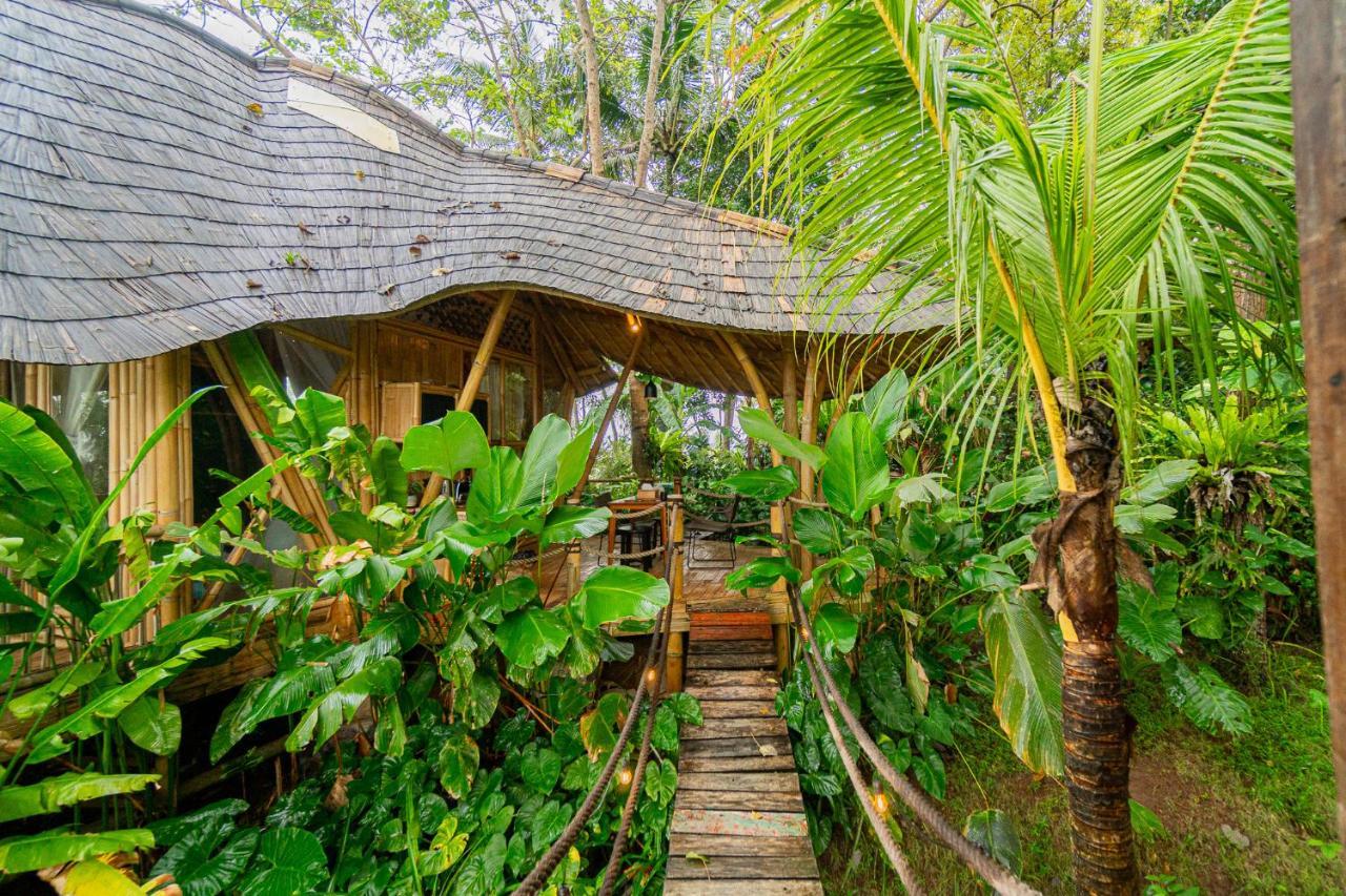 Bird Hills Bamboo House Villa Karangasem Exterior foto