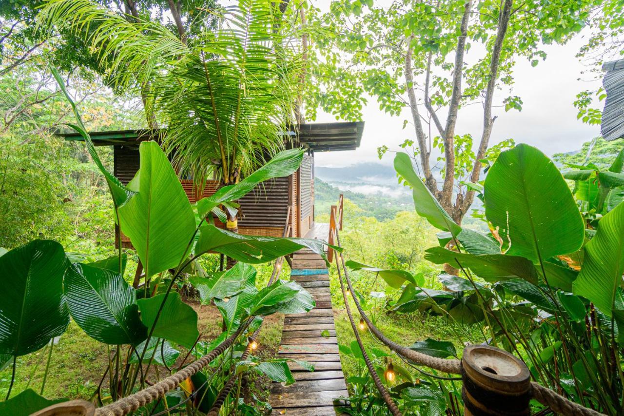 Bird Hills Bamboo House Villa Karangasem Exterior foto