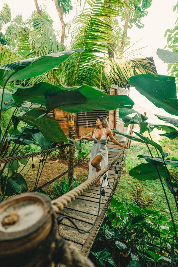 Bird Hills Bamboo House Villa Karangasem Exterior foto